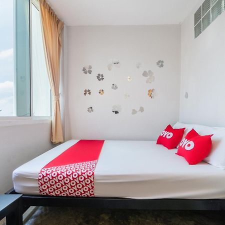 Oyo 969 Lida 1946 Hostel بانكوك المظهر الخارجي الصورة
